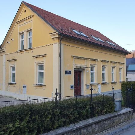 Jantar Apartmaji Novo Mesto Exterior photo